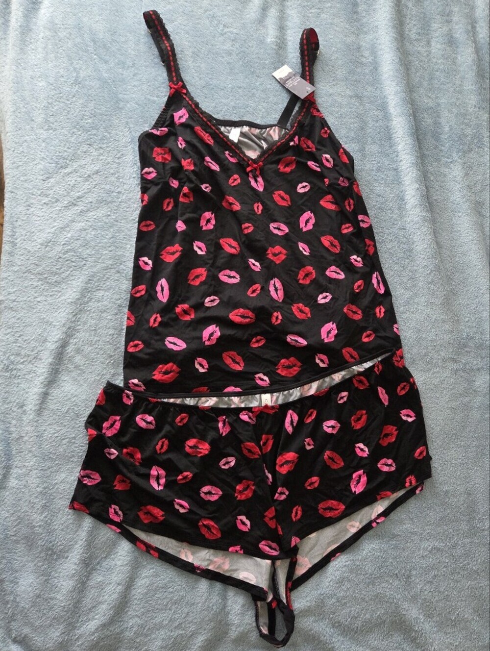 Cacique Black Lip-Print Cami & Short Set Size 22/24